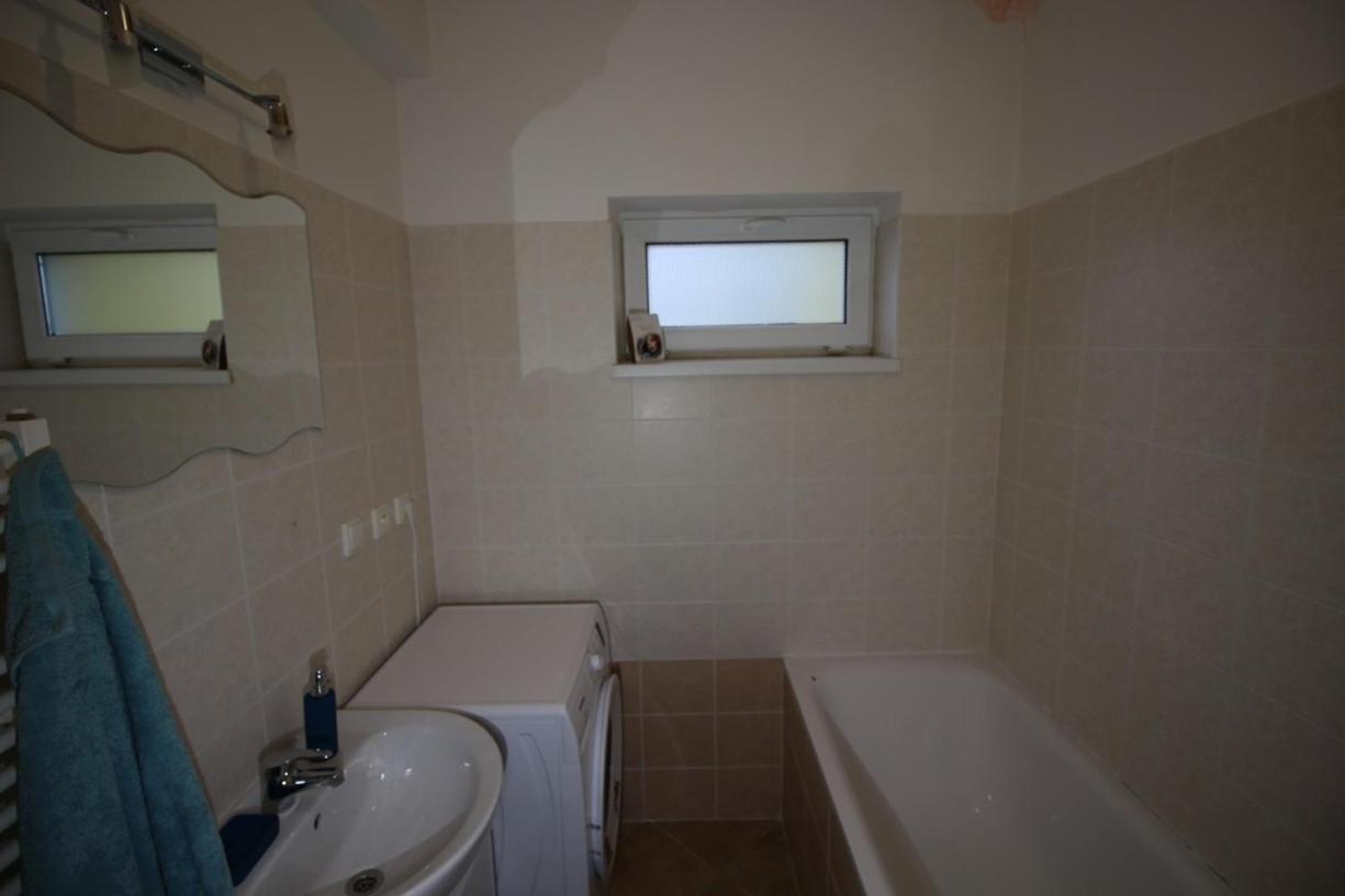 Apartman 502 Ruzindol Luaran gambar