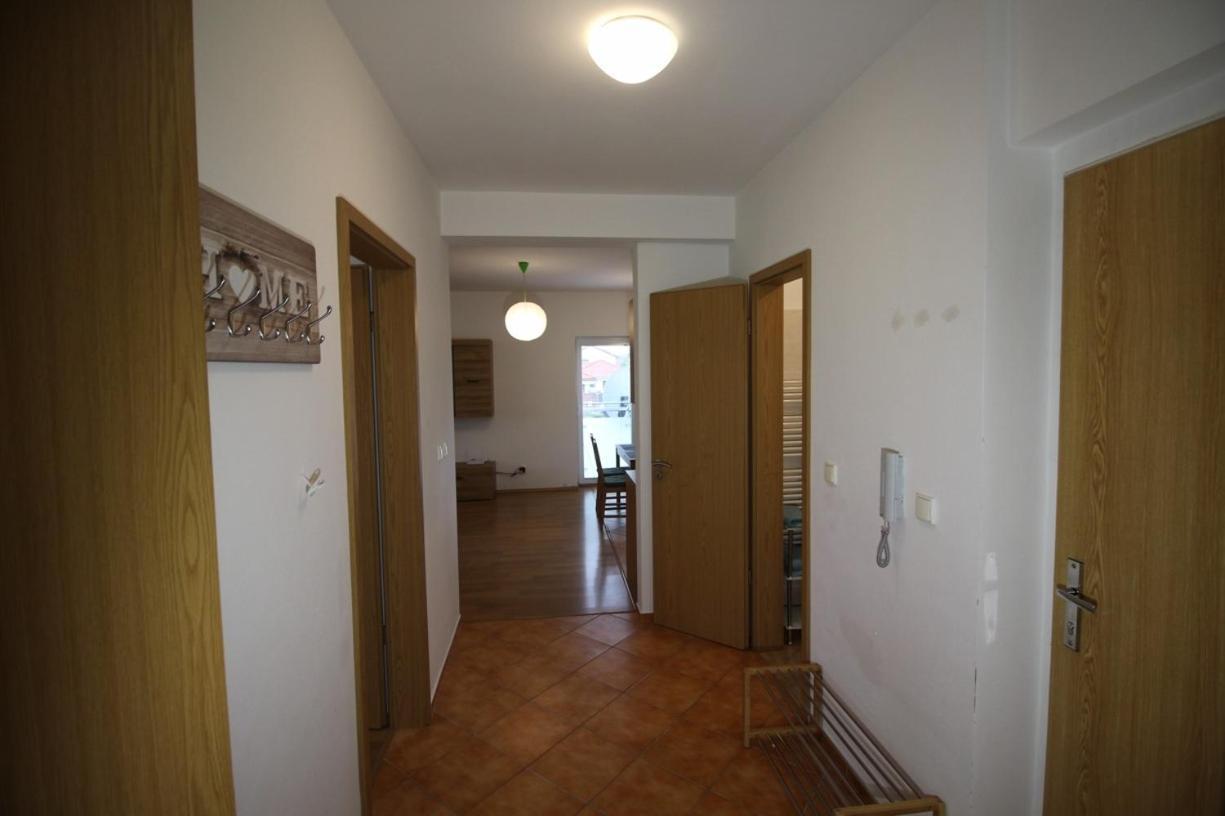 Apartman 502 Ruzindol Luaran gambar