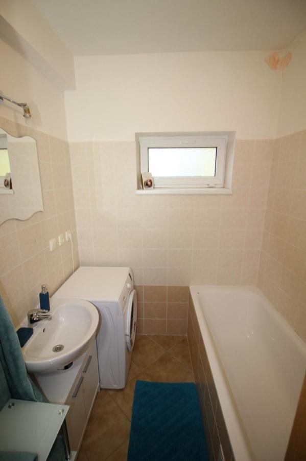 Apartman 502 Ruzindol Luaran gambar